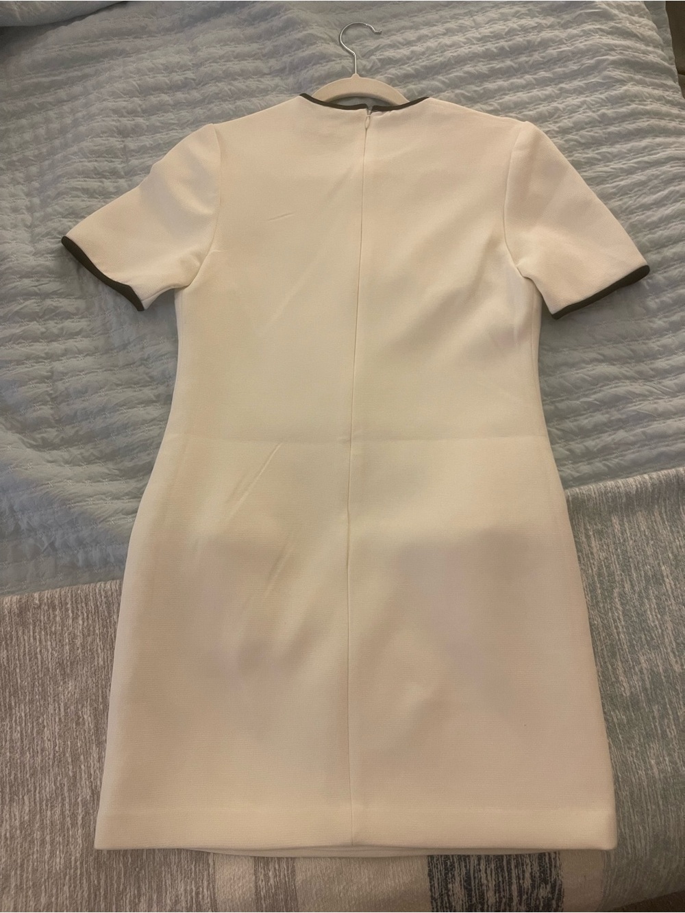English Factory Short Sleeve White Shift Dress with Black Trim and Bow Pockets - Picture 2 of 3